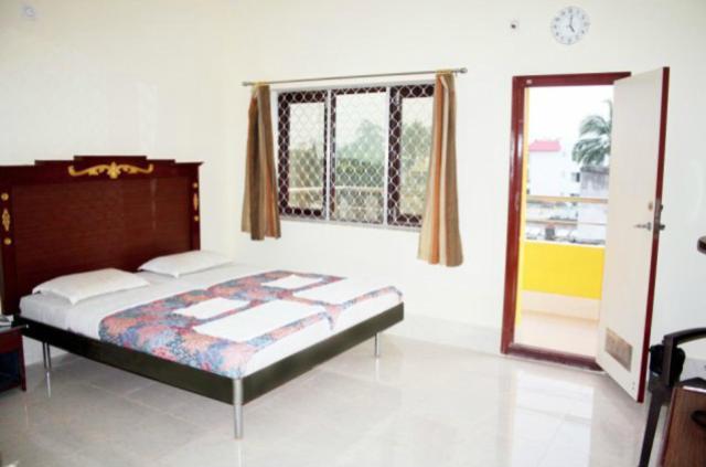 Hotel Maa Kamakhya Puri Habitación foto